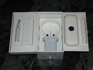 IQOS 3 box open showing contents