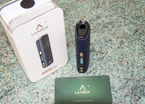 Lambda CC device, box and instructions viewed from above